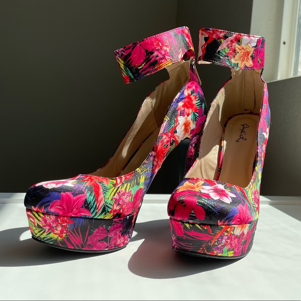 Qupid Tropical Floral Platform Stiletto